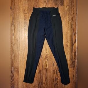 Kerrits,in course, light weight fleece pull on breeches, riding pant. Size small